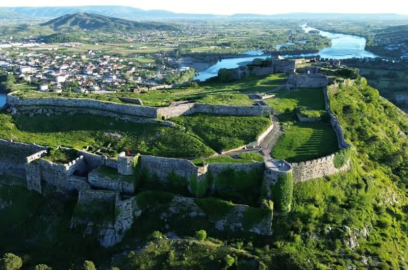 Rozafa Castle above Shkodër
